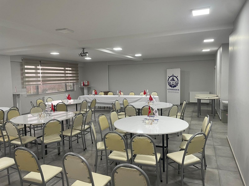 GİMBİRDER’DE YENİ YÖNETİM GÖREVE BAŞLADI