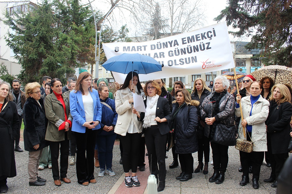 CHP YALOVA KADIN KOLLARINDAN 8 MART KUTLAMASI…
