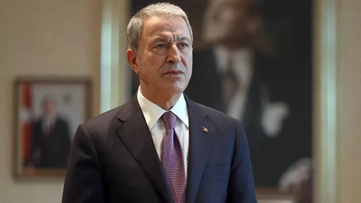 Bakan Akar: Deprem bölgesinde 3 askerimiz şehit oldu