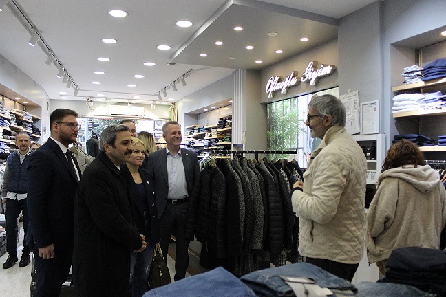 İyi Parti Yalova milletvekili aday adayları esnaf ziyaretlerini ihmal etmiyor…