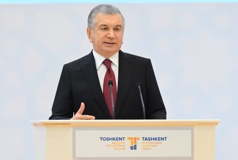 Özbekistan’da Alfabe Değişikliği: Mirziyoyev Yasayı İmzaladı
