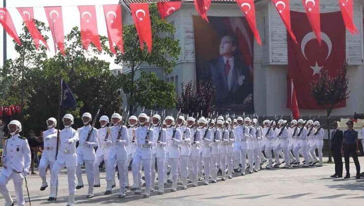 Yalova’da Zafer Bayramı coşkusu
